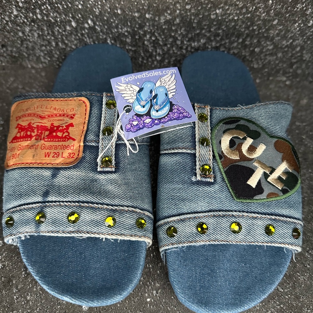 BNWT denim jeans patch cute camo slide Swarovski olive crystal shoe size 36.5